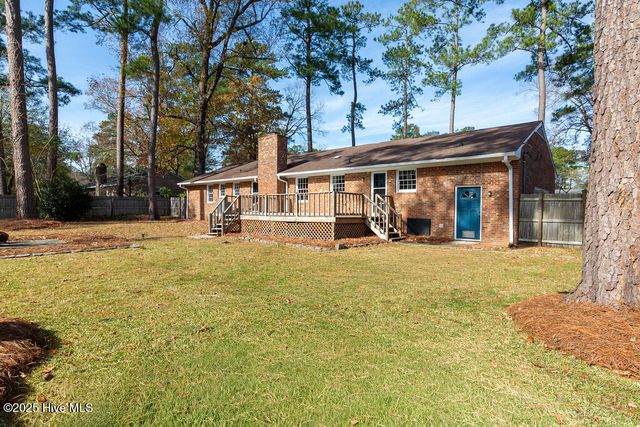 5105 Pinetree Lane, New Bern, NC 28562