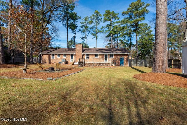 5105 Pinetree Lane, New Bern, NC 28562