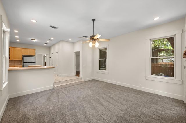 1309 W 10th ST, Austin, TX 78703
