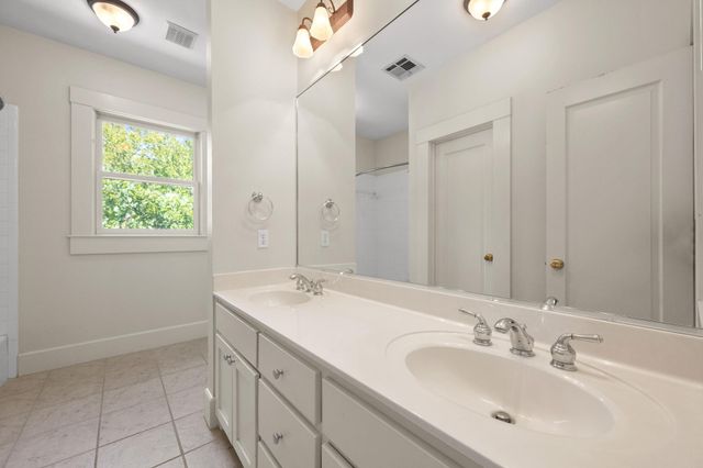 1309 W 10th ST, Austin, TX 78703