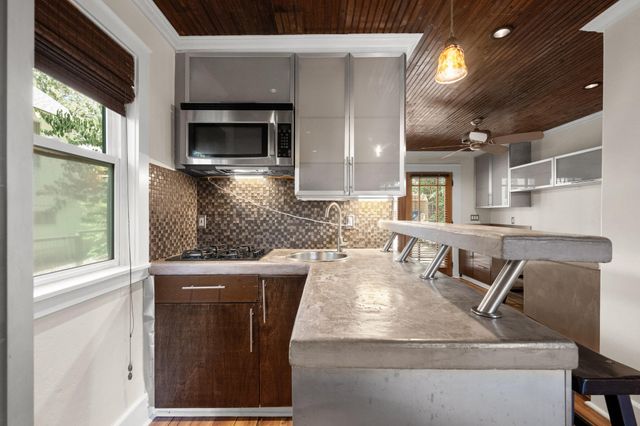 1309 W 10th ST, Austin, TX 78703
