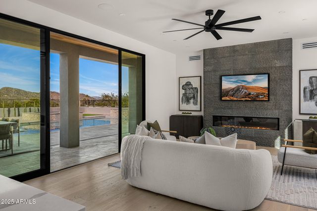 5355 E DESERT VISTA Road, Paradise Valley, AZ 85253