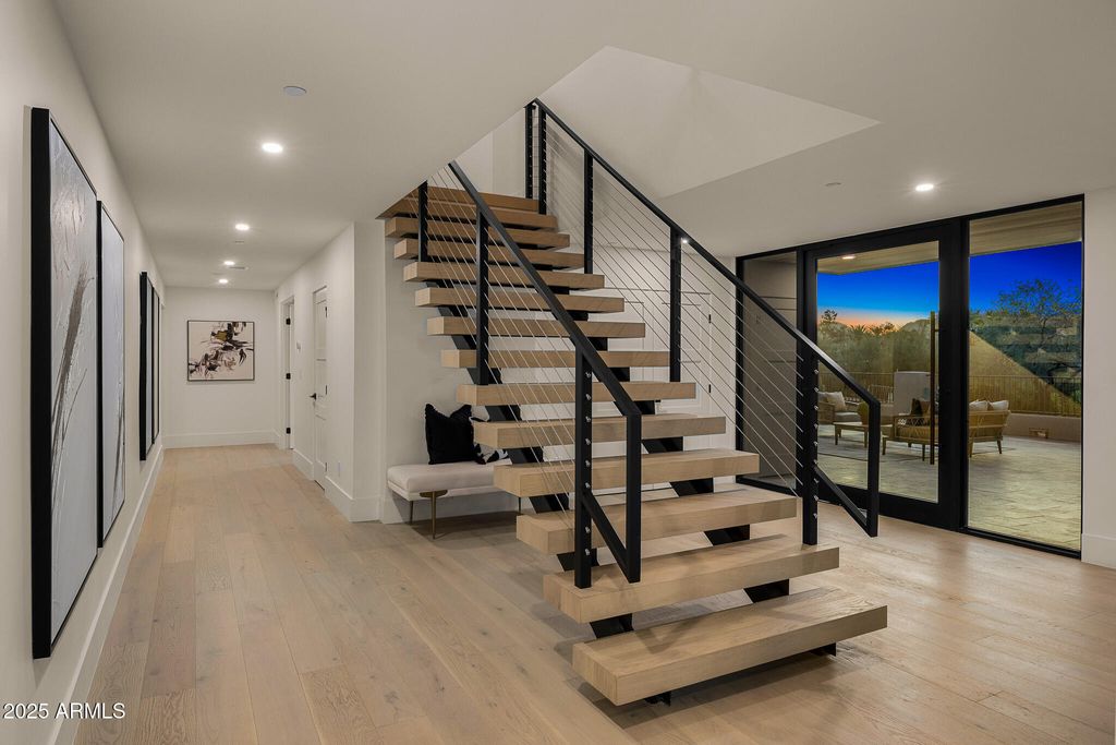 Image 36 of property listing at 5355 E DESERT VISTA Road, Paradise Valley, AZ 85253