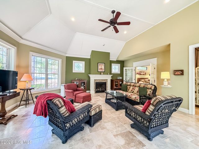 150 Diamondhead Drive S, Pinehurst, NC 28374