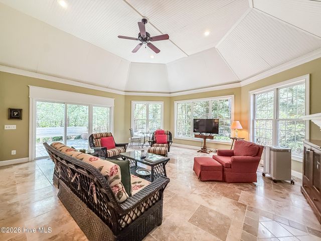 150 Diamondhead Drive S, Pinehurst, NC 28374