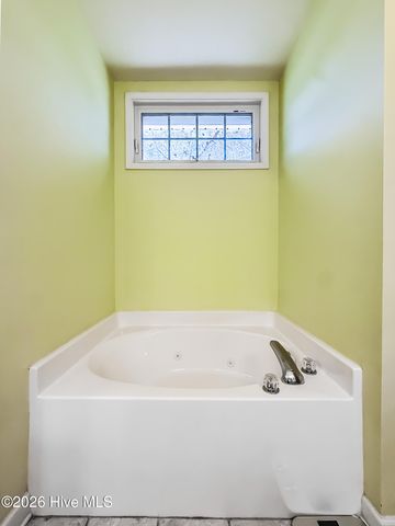 150 Diamondhead Drive S, Pinehurst, NC 28374