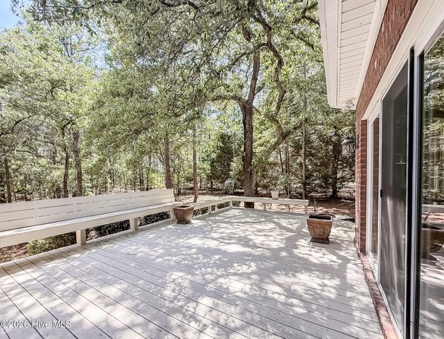 150 Diamondhead Drive S, Pinehurst, NC 28374