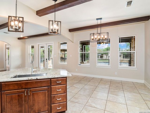 103 S Cibolo Hollow, Fair Oaks Ranch, TX 78015