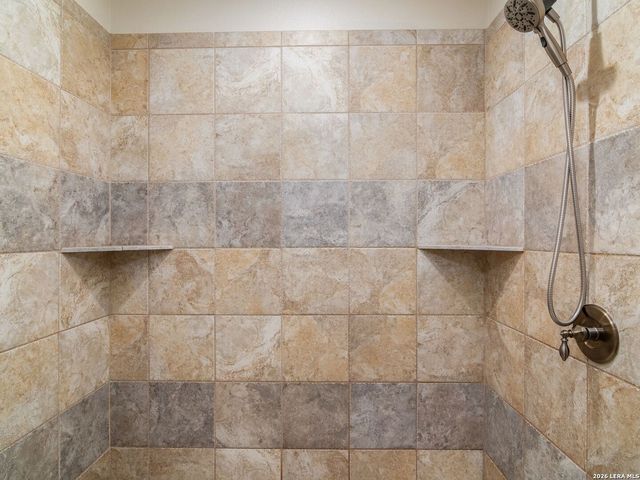 103 S Cibolo Hollow, Fair Oaks Ranch, TX 78015