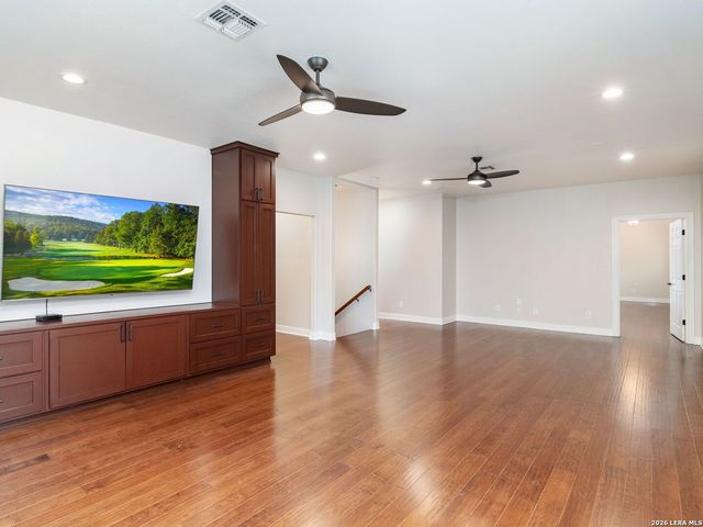 103 S Cibolo Hollow, Fair Oaks Ranch, TX 78015