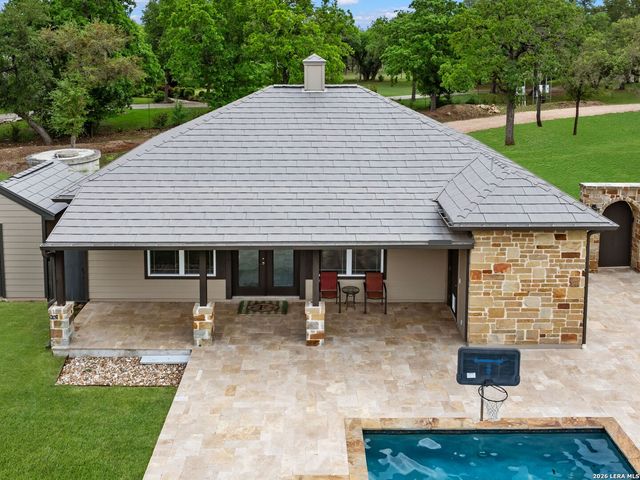 103 S Cibolo Hollow, Fair Oaks Ranch, TX 78015