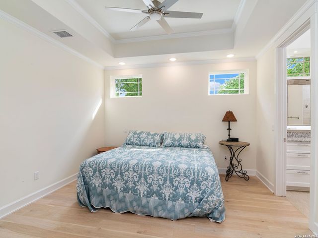 103 S Cibolo Hollow, Fair Oaks Ranch, TX 78015