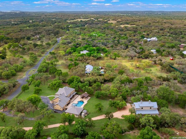 103 S Cibolo Hollow, Fair Oaks Ranch, TX 78015