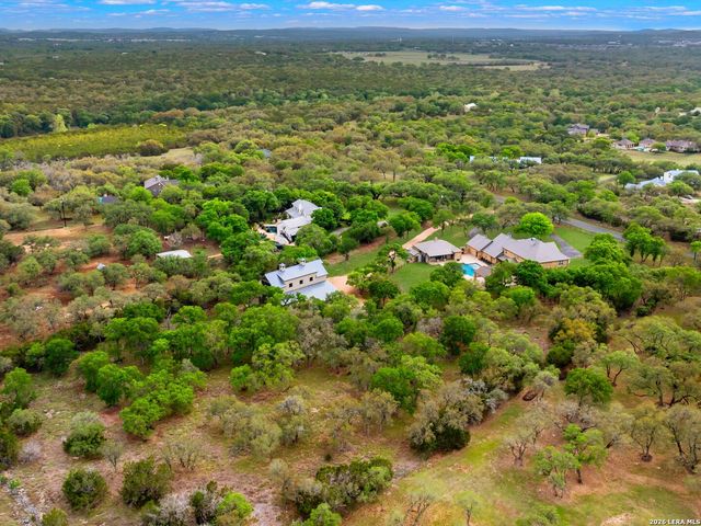 103 S Cibolo Hollow, Fair Oaks Ranch, TX 78015