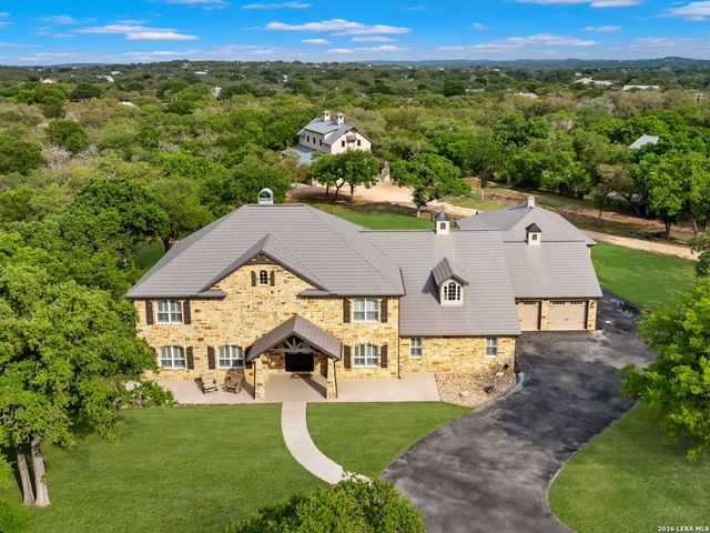 103 S Cibolo Hollow, Fair Oaks Ranch, TX 78015