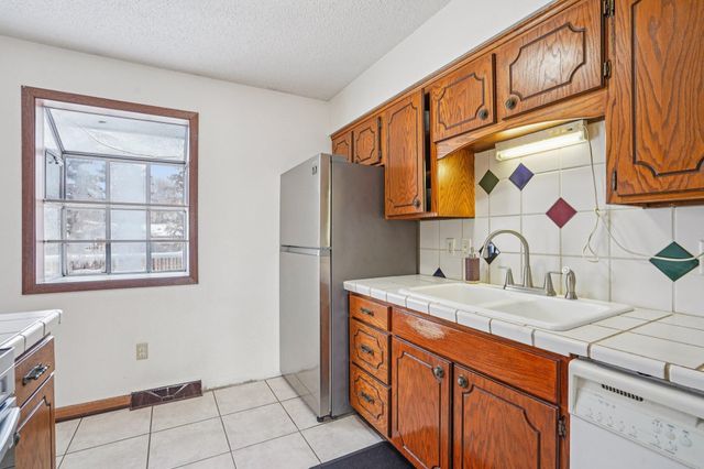 621 Menke Avenue, Shakopee, MN 55379