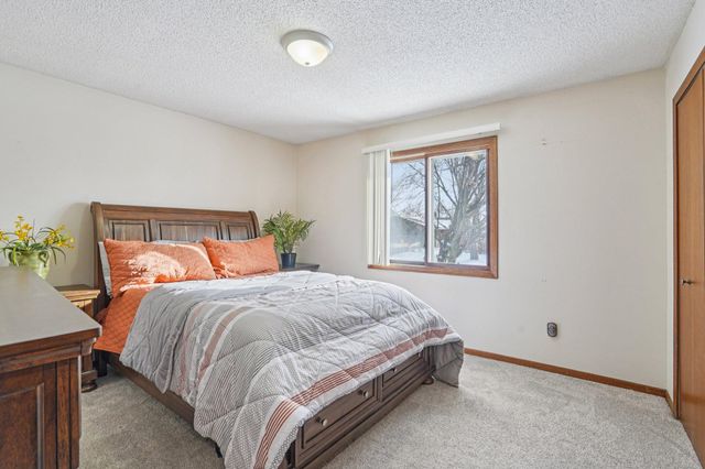 621 Menke Avenue, Shakopee, MN 55379