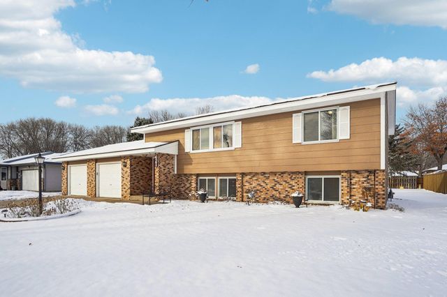 621 Menke Avenue, Shakopee, MN 55379