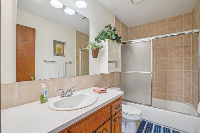 621 Menke Avenue, Shakopee, MN 55379