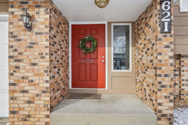 621 Menke Avenue, Shakopee, MN 55379