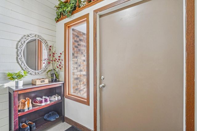 621 Menke Avenue, Shakopee, MN 55379