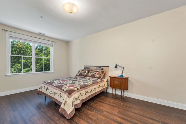 4 Henry David Dr Unit 203, Nashua, NH 03062
