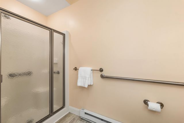 4 Henry David Dr Unit 203, Nashua, NH 03062