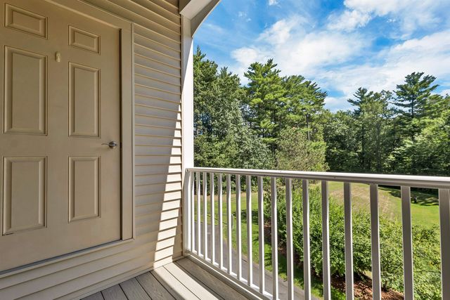 4 Henry David Dr Unit 203, Nashua, NH 03062