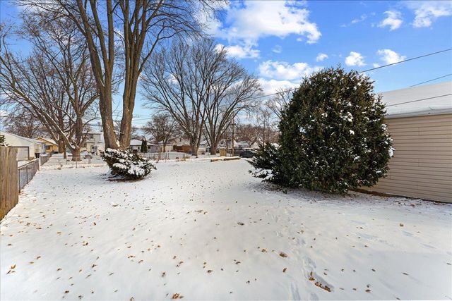 1641 PREBLE AVENUE, Green Bay, WI 54302