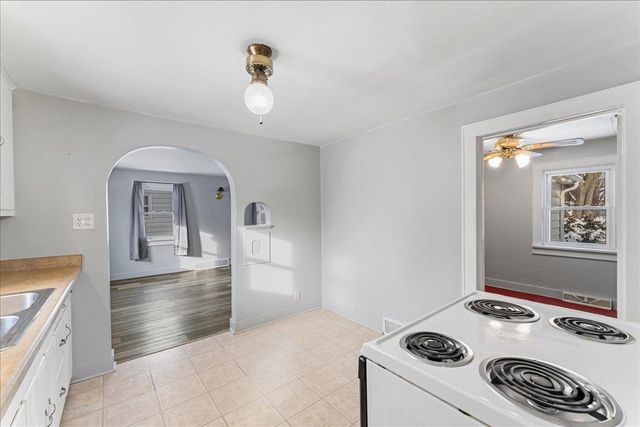 1641 PREBLE AVENUE, Green Bay, WI 54302