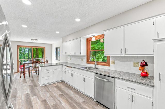 100 Shadywood Lane, Delano, MN 55328