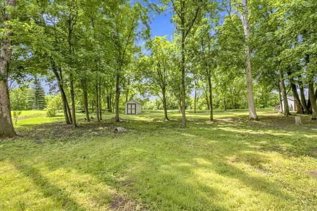 100 Shadywood Lane, Delano, MN 55328