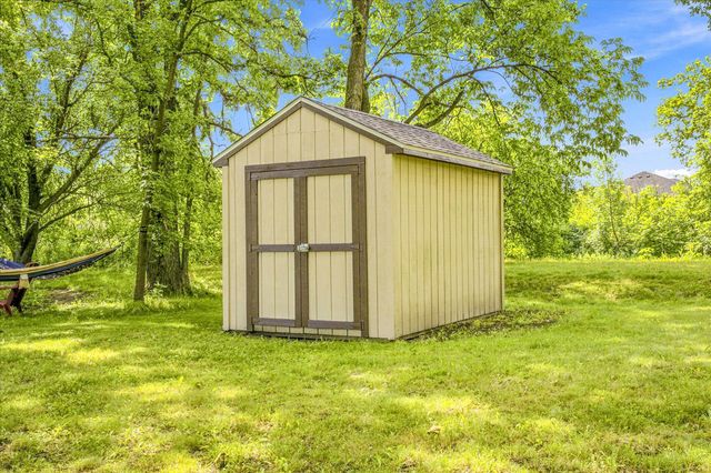 100 Shadywood Lane, Delano, MN 55328
