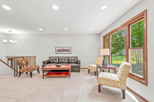 100 Shadywood Lane, Delano, MN 55328