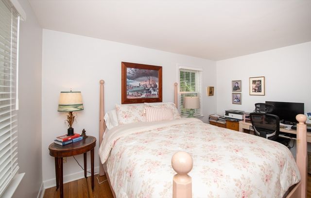 12 Brook Drive, Fairhaven, MA 02719