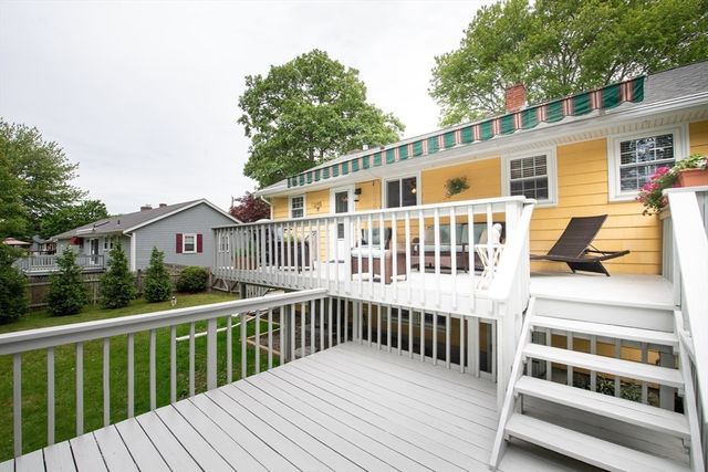 12 Brook Drive, Fairhaven, MA 02719