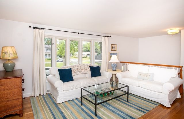 12 Brook Drive, Fairhaven, MA 02719