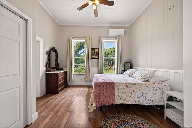 320 SECOND ST, Comfort, TX 78013