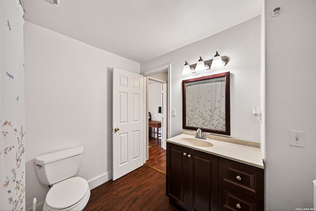 320 SECOND ST, Comfort, TX 78013