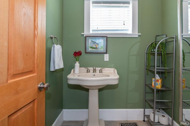 730 W Howe Street, Bloomington, IN 47403