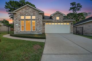 43 Heartridge Court, Spring, TX 77382