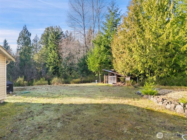 297 Lewis Road W, Seabeck, WA 98380