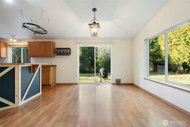 297 Lewis Road W, Seabeck, WA 98380