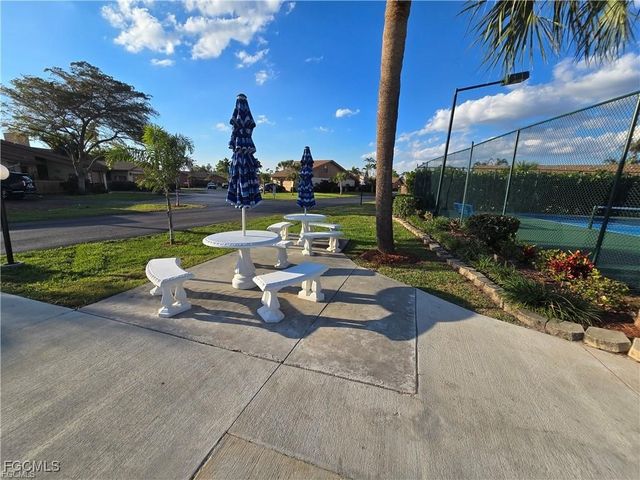 17426 Birchwood LN 2, Fort Myers, FL 33908