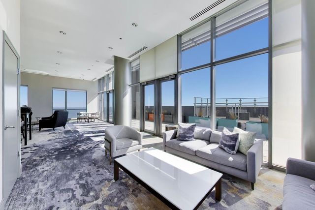600 N LAKE SHORE Drive 3602, Chicago, IL 60611