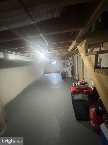 2404 E MADISON ST, Baltimore, MD 21205