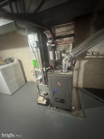 2404 E MADISON ST, Baltimore, MD 21205