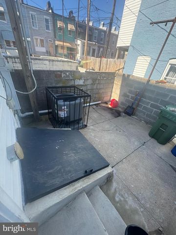 2404 E MADISON ST, Baltimore, MD 21205