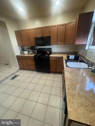 2404 E MADISON ST, Baltimore, MD 21205