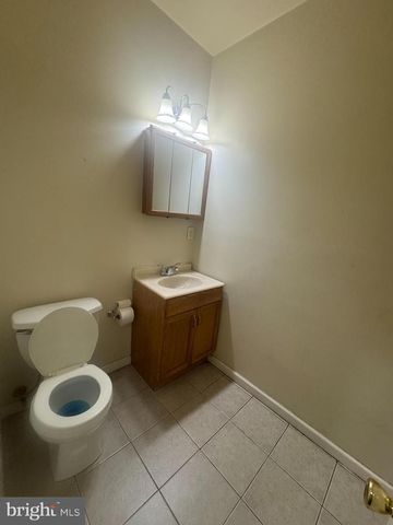 2404 E MADISON ST, Baltimore, MD 21205